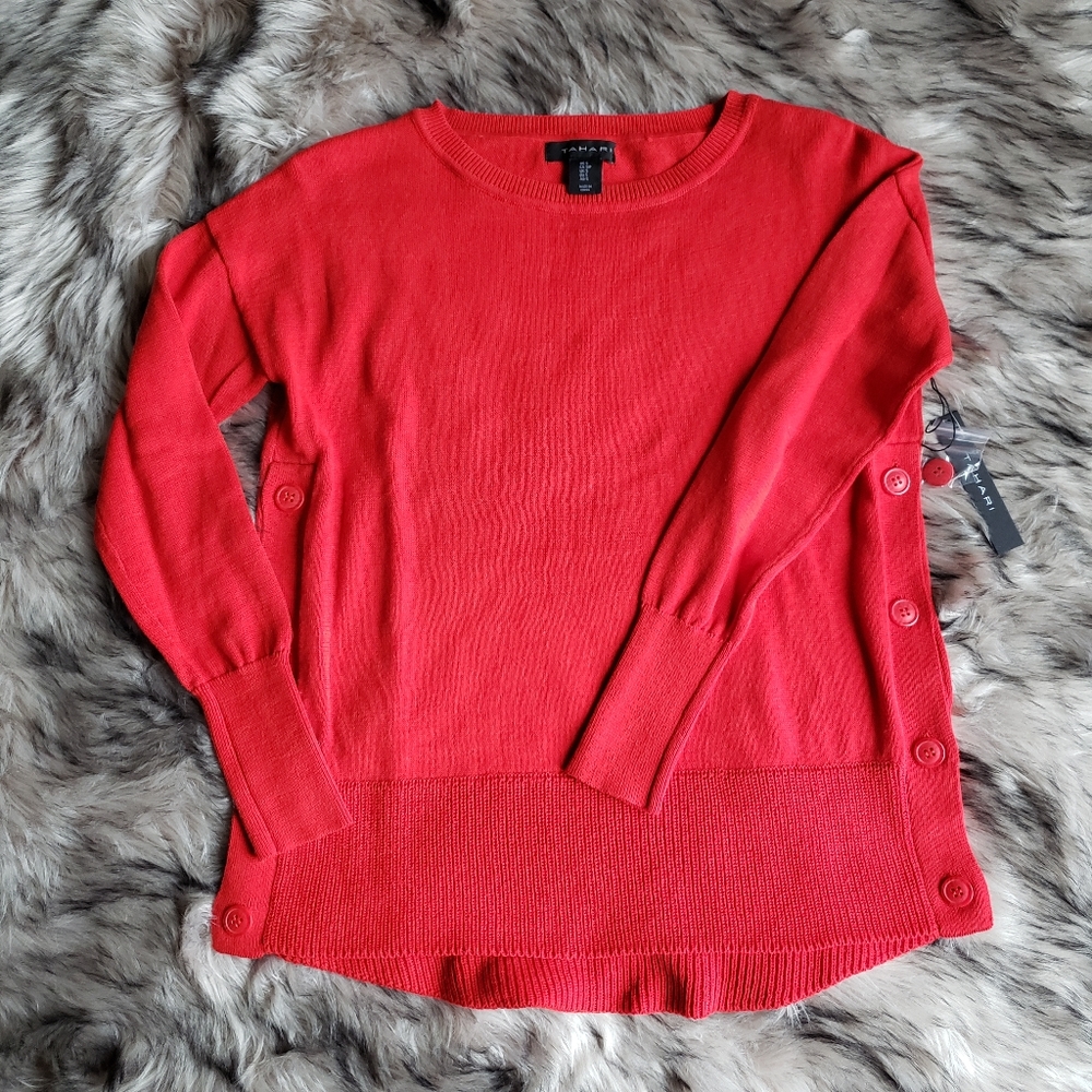 🌺 NWT! Red Sweater 🌺